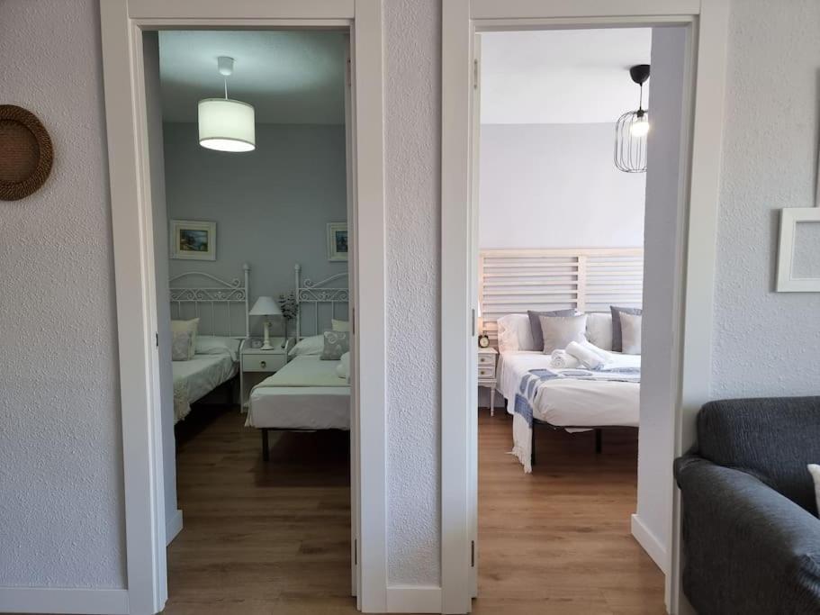 Aguadulce, Apto Santa Monica 2 Hab Con Terraza, Aire, Wifi, A 5 Min De La Playa 아구아둘세 외부 사진