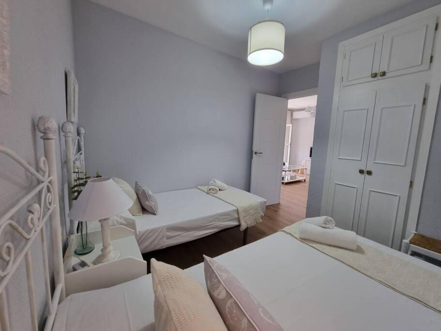 Aguadulce, Apto Santa Monica 2 Hab Con Terraza, Aire, Wifi, A 5 Min De La Playa 아구아둘세 외부 사진